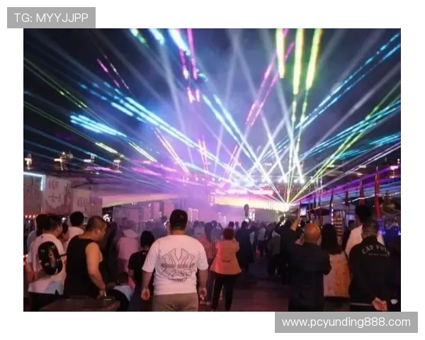 在新加坡云顶高原体验夜间娱乐：灯光秀、夜市与特色表演推荐